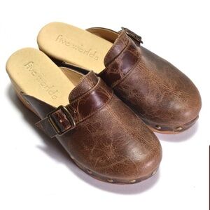 Cordani Brown Leather Mules